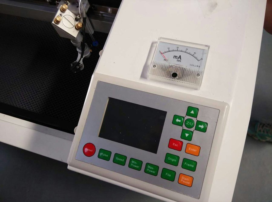 CO2 laser cutting machine control panel and table