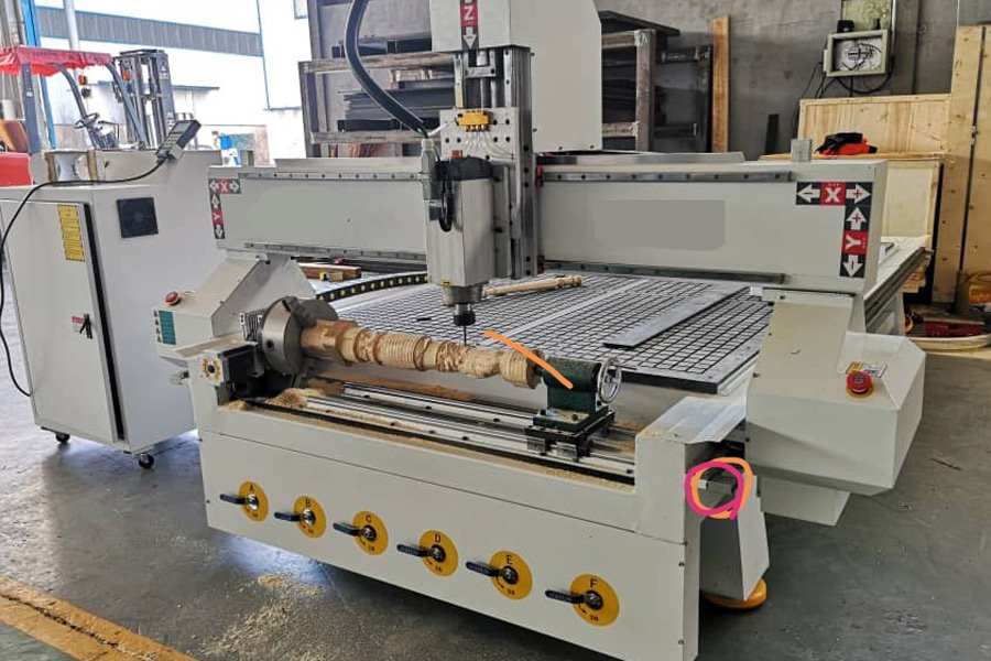 CNC Router EL-R1325 small rotary on front of machine